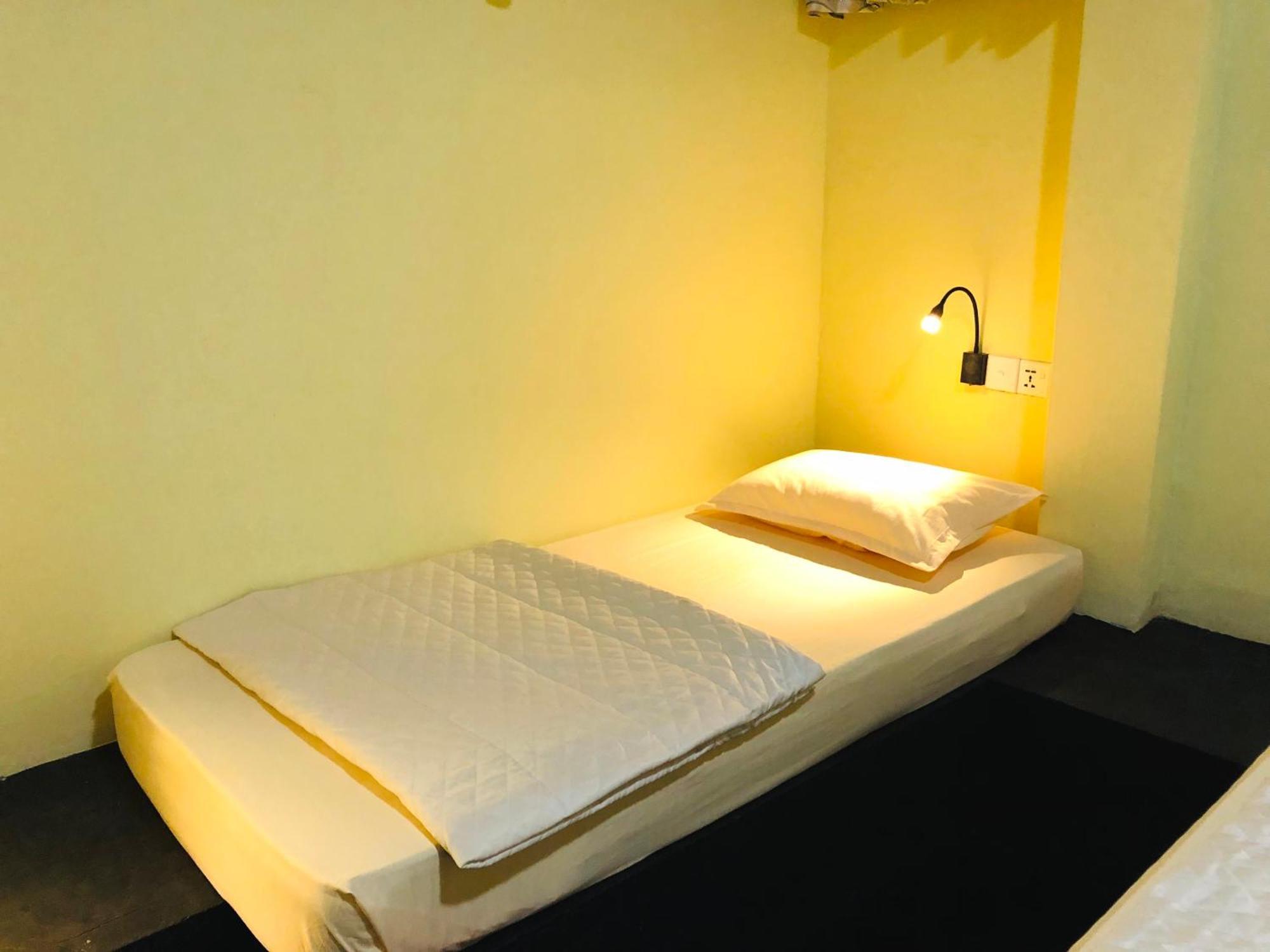 Ella Brown House Quarto foto